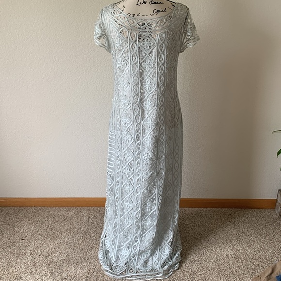 Carole Little Dress 100% Silk - Picture 2 of 8